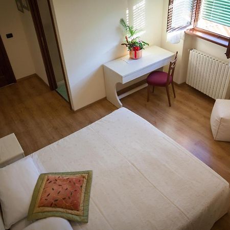 Bed and Breakfast Il Grifo Lenno Exterior foto