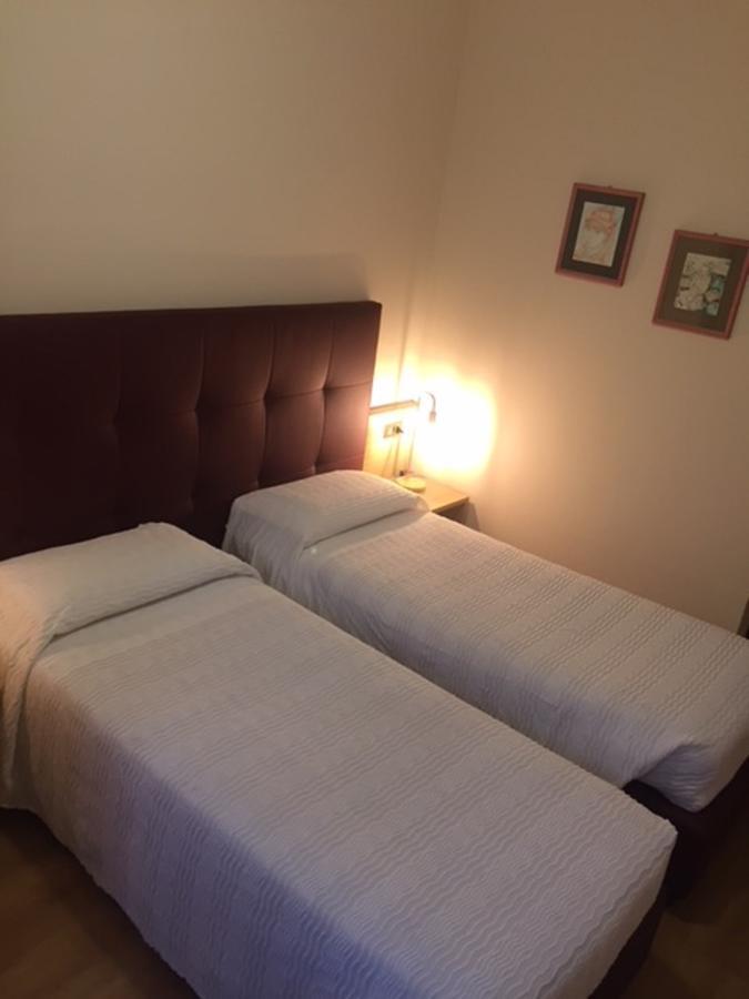 Bed and Breakfast Il Grifo Lenno Exterior foto